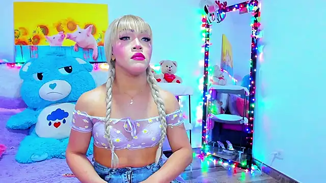 Candy Candy   online show from February 4, 2026, 7:53 pm