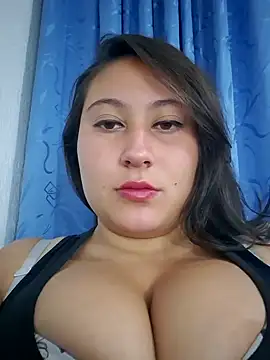 Snapshot of Celeem_ chatting on December 21, 2024, 11:13 pm Celeem online show from December 21, 2024, 11:13 pm