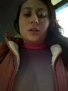 Snapshot of Celeem_ chatting on February 8, 2025, 6:01 am Celeem online show from February 8, 2025, 6:01 am