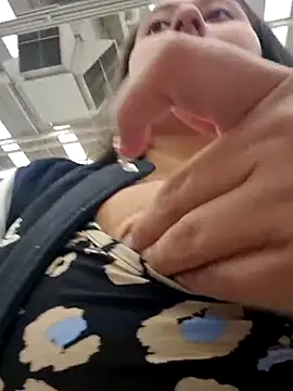 Snapshot of Celeem_ chatting on March 11, 2025, 9:48 pm Celeem online show from March 11, 2025, 9:48 pm