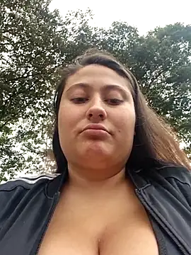 Snapshot of Celeem_ chatting on October 12, 2025, 9:25 pm Celeem online show from October 12, 2025, 9:25 pm