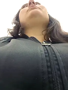 Snapshot of Celeem_ chatting on December 4, 2025, 10:51 pm Celeem online show from December 4, 2025, 10:51 pm