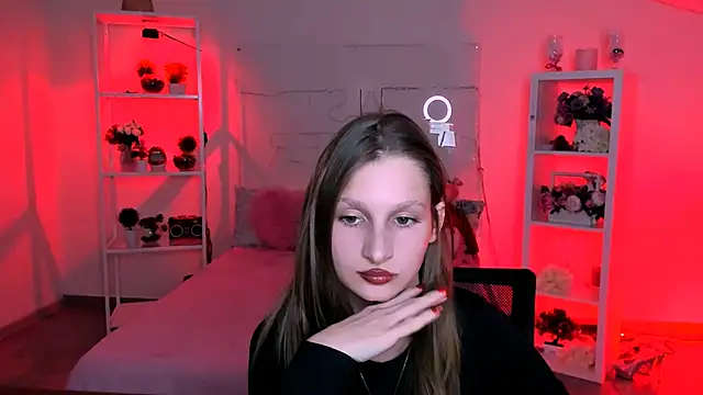 Snapshot of EllaHorton chatting on January 29, 2025, 3:47 pm EllaHorton online show from January 29, 2025, 3:47 pm