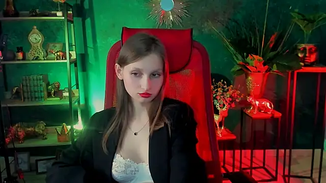 Snapshot of EllaHorton chatting on February 28, 2025, 6:41 pm EllaHorton online show from February 28, 2025, 6:41 pm