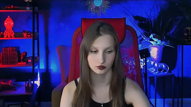 Snapshot of EllaHorton chatting on March 13, 2025, 2:33 pm EllaHorton online show from March 13, 2025, 2:33 pm