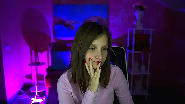 Snapshot of EllaHorton chatting on October 11, 2025, 12:26 pm EllaHorton online show from October 11, 2025, 12:26 pm