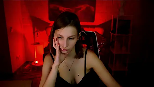 Snapshot of EllaHorton chatting on March 3, 2026, 4:35 pm EllaHorton online show from March 3, 2026, 4:35 pm