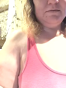 jusichka online show from February 11, 2026, 7:13 am