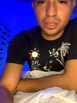 yObal-hot online show from November 13, 2025, 6:18 pm