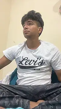 Snapshot of yObal-hot chatting on May 4, 2026, 7:21 pm yObal-hot online show from May 4, 2026, 7:21 pm