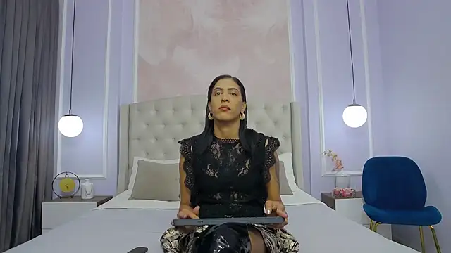 JoannaCox online show from February 7, 2025, 10:52 pm