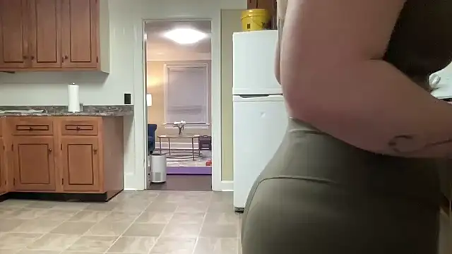 sexylilly69 online show from February 13, 2025, 3:18 am