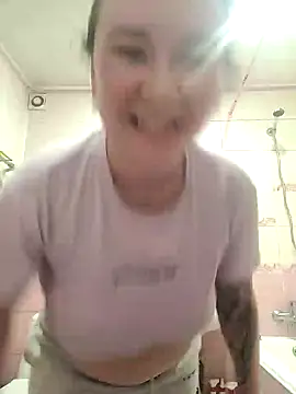 AlexaLexie online show from December 21, 2024, 3:20 pm