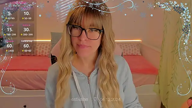 estivalae online show from December 4, 2024, 1:09 pm