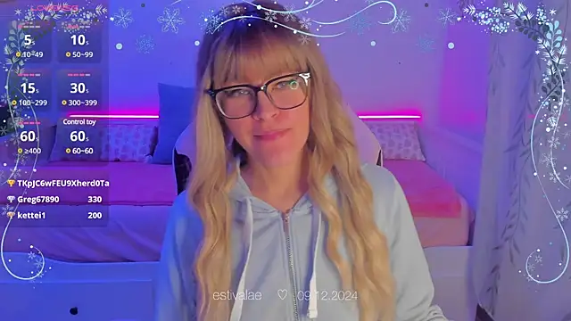 estivalae online show from December 9, 2024, 11:24 pm