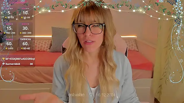 estivalae online show from December 16, 2024, 4:27 pm