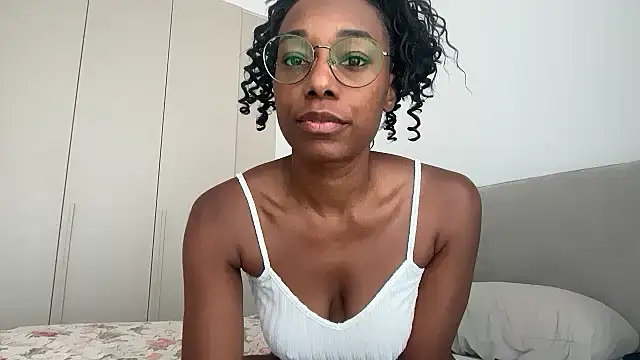 smileybabe online show from July 18, 2026, 7:34 am