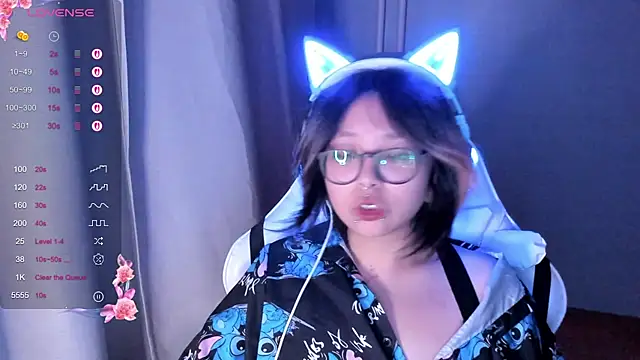 maydaykimmy online show from October 27, 2025, 10:14 pm