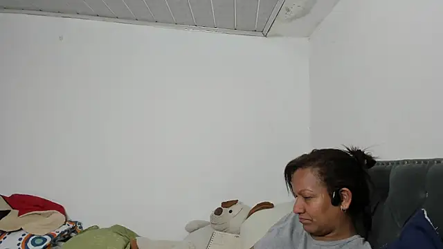 Laflaka22 online show from October 4, 2025, 12:41 am