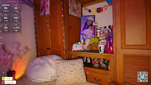 eva rosse69 online show from April 22, 2026, 12:07 pm