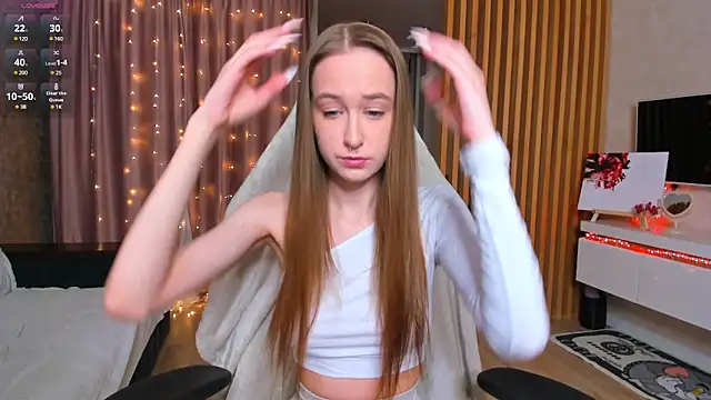 Sweett Monica online show from March 21, 2025, 2:51 pm