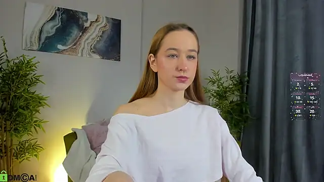 Sweett Monica online show from November 23, 2025, 1:05 am