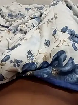 Snapshot of karolgree chatting on October 10, 2025, 2:10 am karolgree online show from October 10, 2025, 2:10 am