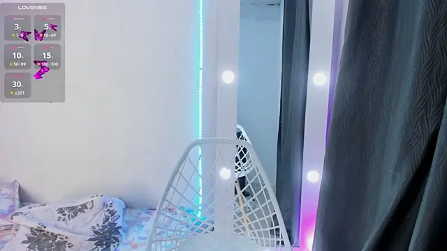 andrea osorio  online show from January 14, 2026, 11:49 am