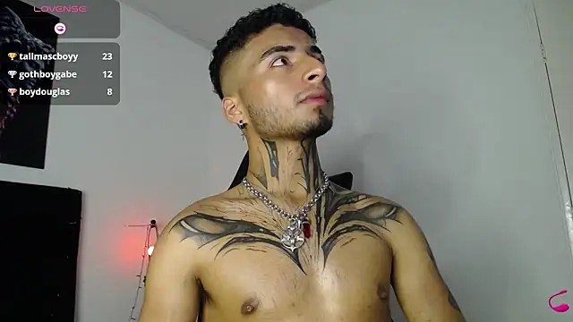 JuanCamiilo 66 online show from February 9, 2025, 8:11 am