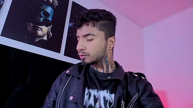 JuanCamiilo 66 online show from February 28, 2026, 4:13 am