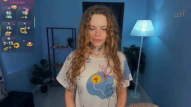 RayaNenlia online show from March 19, 2025, 5:08 am