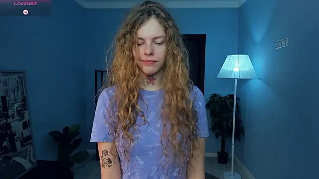 RayaNenlia online show from February 8, 2026, 5:11 am