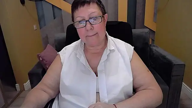 BarbaraTurners online show from January 9, 2025, 3:47 am