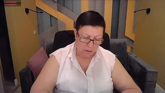 BarbaraTurners online show from February 7, 2025, 9:37 pm