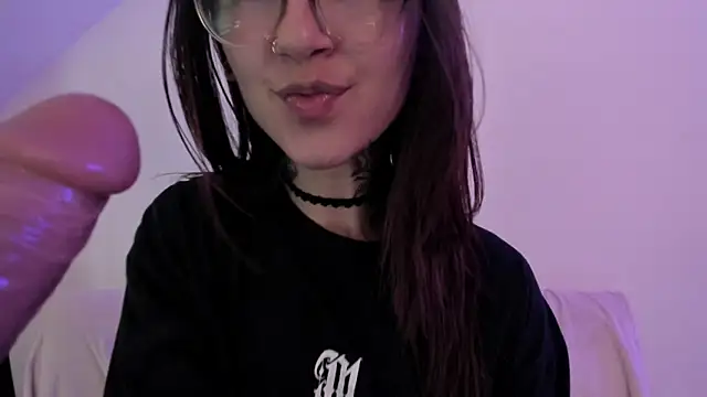 noemi foxxx online show from December 13, 2024, 8:26 pm