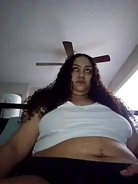 honeeyyy pot online show from October 1, 2025, 4:02 pm