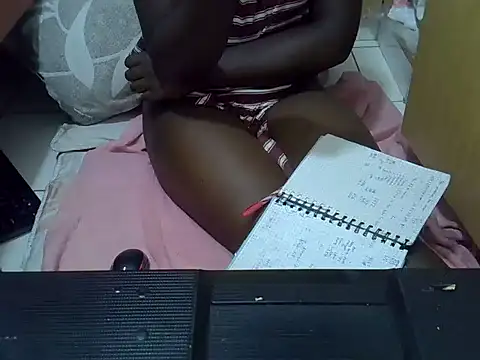 prettyviel online show from January 12, 2026, 6:07 am