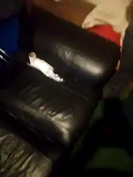 Mrleitenant online show from October 26, 2025, 7:53 pm