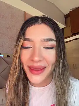 Arianavillada online show from April 13, 2026, 3:45 am