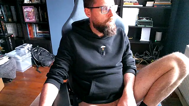 MeSteff online show from November 1, 2025, 12:51 pm