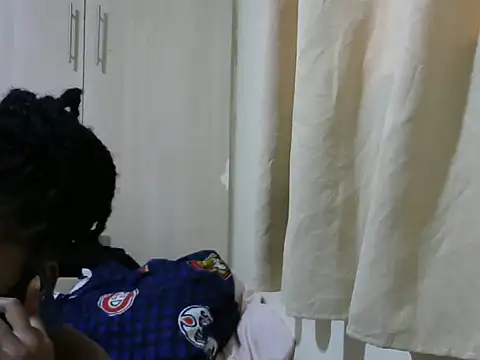 queen-sasha online show from March 7, 2025, 12:34 pm