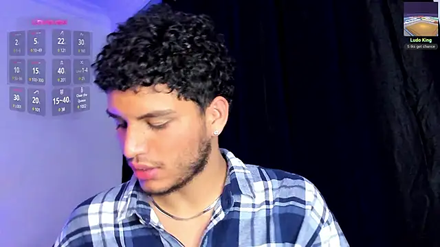 Curlblue online show from February 12, 2025, 3:40 am