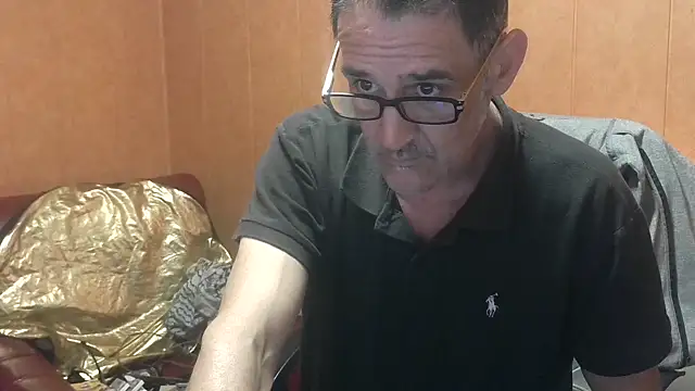 Lia Y PatrickX online show from November 13, 2025, 7:13 pm