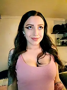 Paudelatorre online show from December 19, 2025, 3:35 am