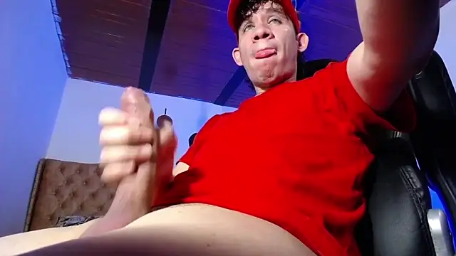 cute eidenx online show from April 10, 2026, 10:25 pm