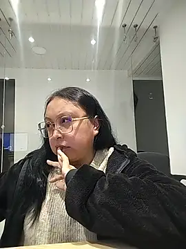 Snapshot of Hannah_Percy chatting on July 4, 2026, 3:18 pm Hannah Percy online show from July 4, 2026, 3:18 pm