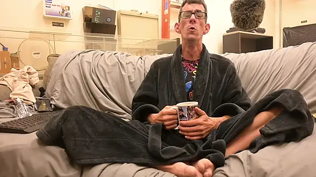 joeiandola online show from April 18, 2026, 3:16 pm