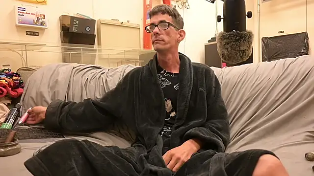 joeiandola online show from April 19, 2026, 3:44 pm