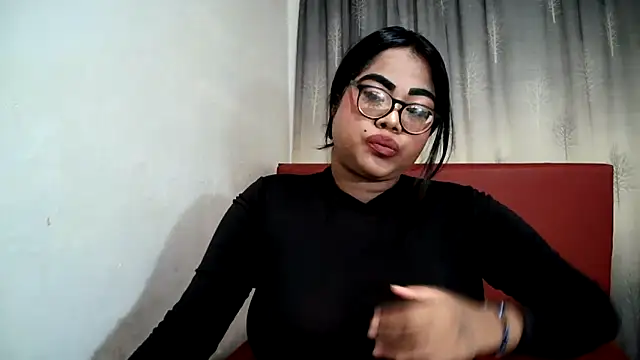 Snapshot of Indian_Lola00 chatting on February 11, 2025, 6:11 pm Indian Lola00 online show from February 11, 2025, 6:11 pm