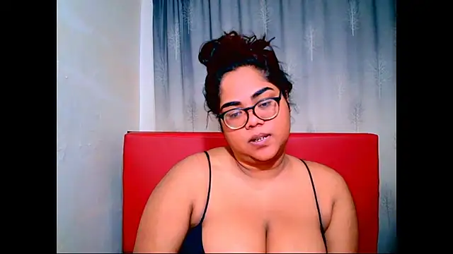 Snapshot of Indian_Lola00 chatting on October 23, 2025, 5:23 pm Indian Lola00 online show from October 23, 2025, 5:23 pm